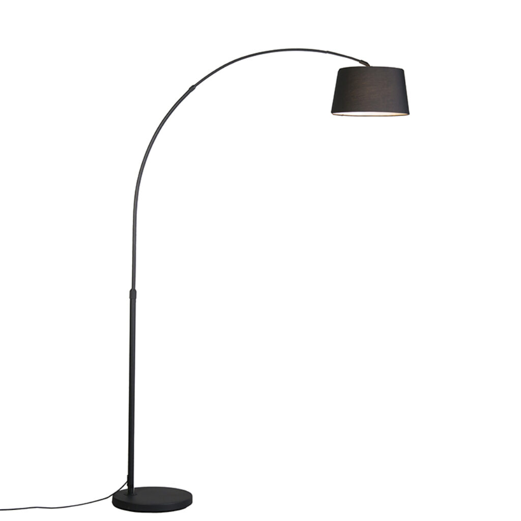 booglampen Moderne booglamp zwart met zwarte stoffen kap Arc Basic StofStaal Zwart Wat een mooie in mat schuine kap. De heeft uitgesproken minimale uitstraling