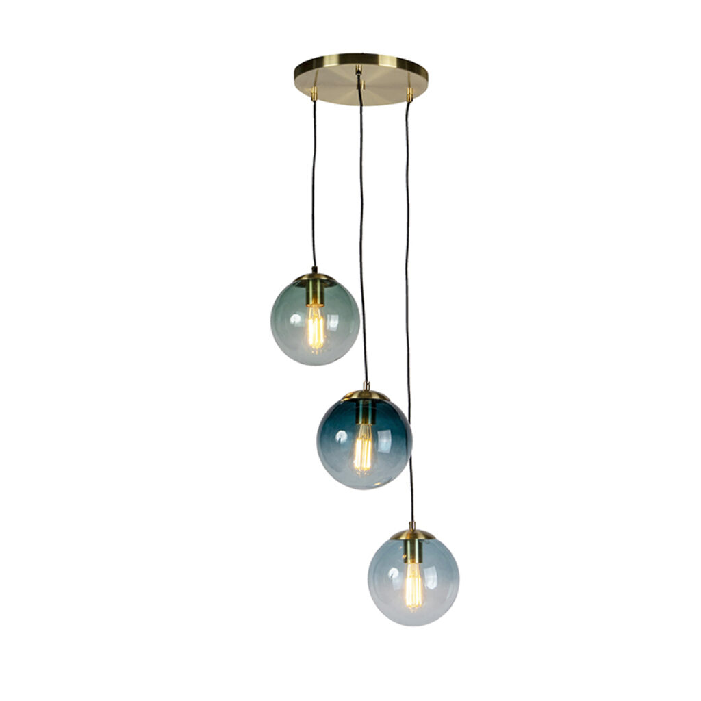 hanglampen Art deco hanglamp messing met blauwe glazen Pallon GlasStaal Naturel Super leuke combinatie deze De lamp heeft drie verschillende in ijsblauwe kleur