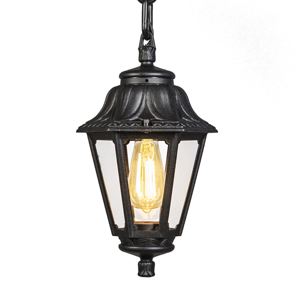 hanglampen buiten Landelijke buitenhanglamp zwart IP44 Anna Kunststof Zwart Ben je op zoek naar een klassieke zwarte Dan heb hem gevonden in de lantaarn van Je