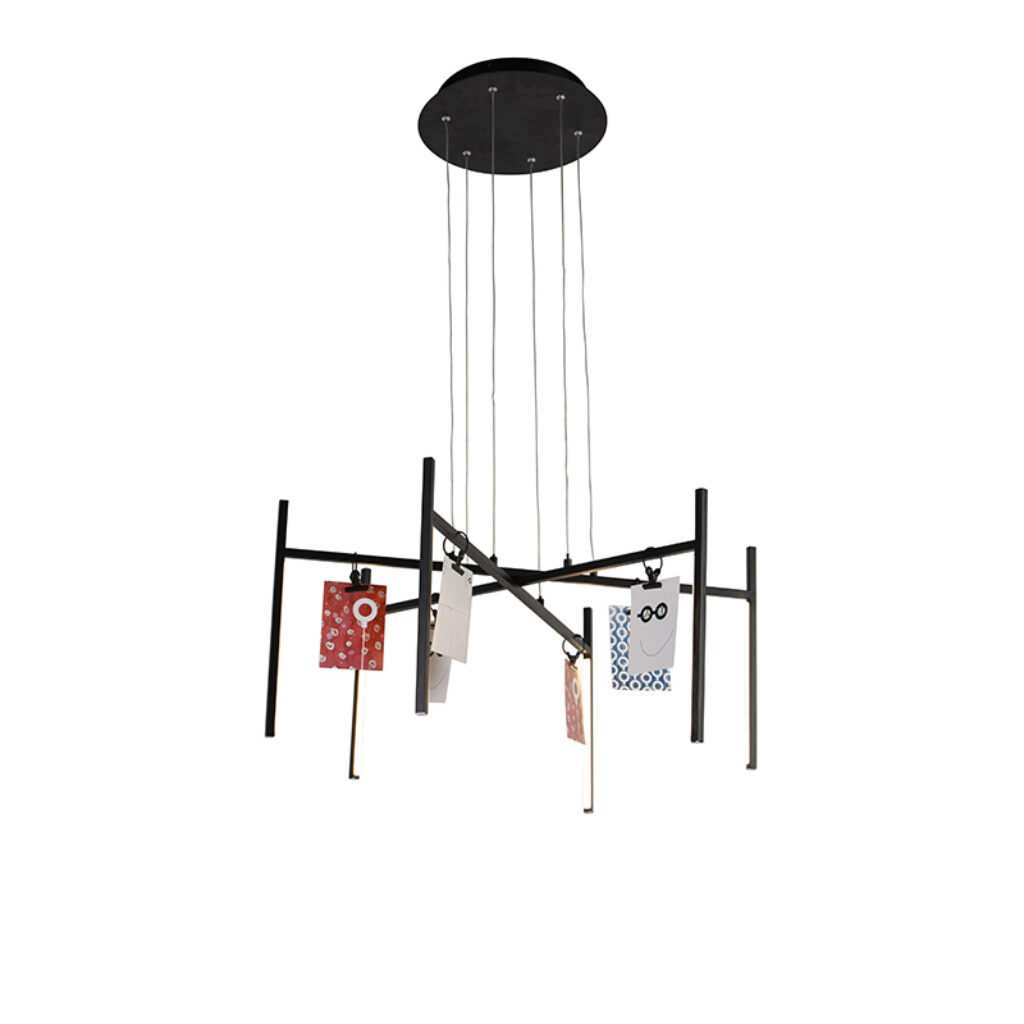 hanglampen Design hanglamp zwart dimbaar Kroon Staal Zwart Deze gezellig design mag niet ontbreken in jouw interieur. Mooi voor de woonkamer bij zithoek of