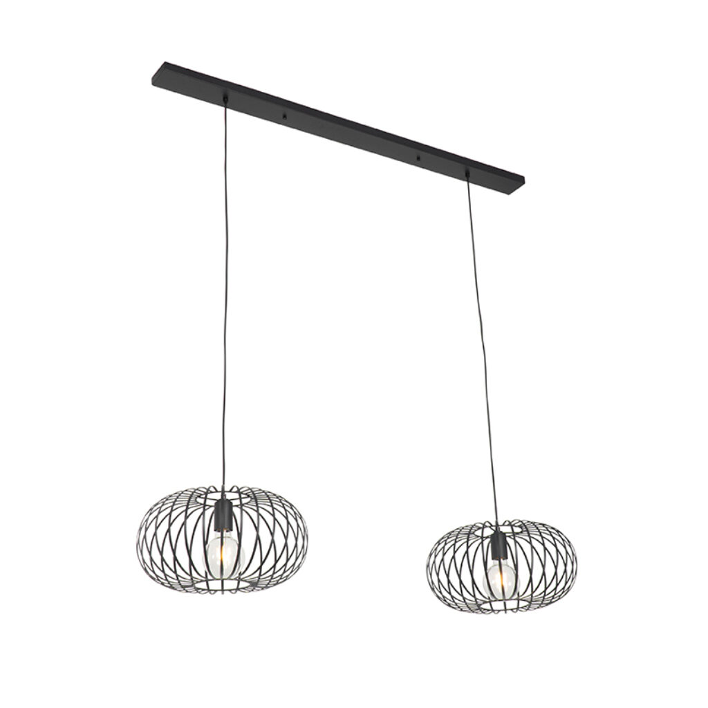 hanglampen Design hanglamp zwart Johanna Staal Zwart Wat een sfeervolle is De zwarte stalen spijlen zorgen voor gezellig lichteffect op de muren. Leuk boven