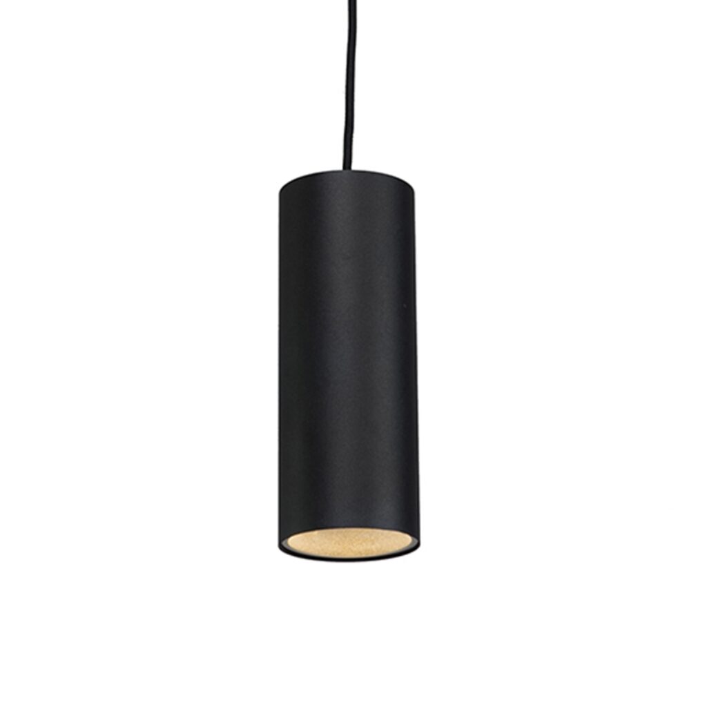 hanglampen Design hanglamp zwart Tubo Aluminium Zwart Deze super strakke design in cilinder vorm past perfect een modern interieur. Hij is volledig gemaakt van