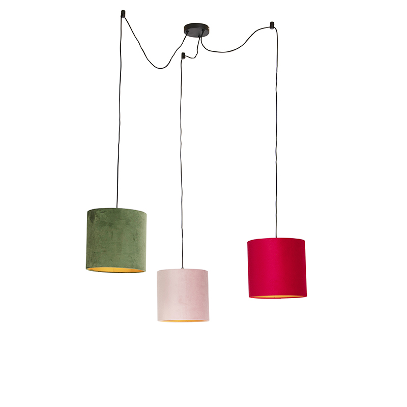 hanglampen Hanglamp met velours kappen rood groen en roze Cava StaalStof Multicolor De is een stijlvolle basic hanglamp. Met deze hanglamp beschik je over drie