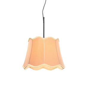hanglampen Klassieke hanglamp zwart met lampenkap goud Nona StofStaal Ga voor klassiek boven de eettafel onze hanglamp. Een gezellige toevoeging maar ook in