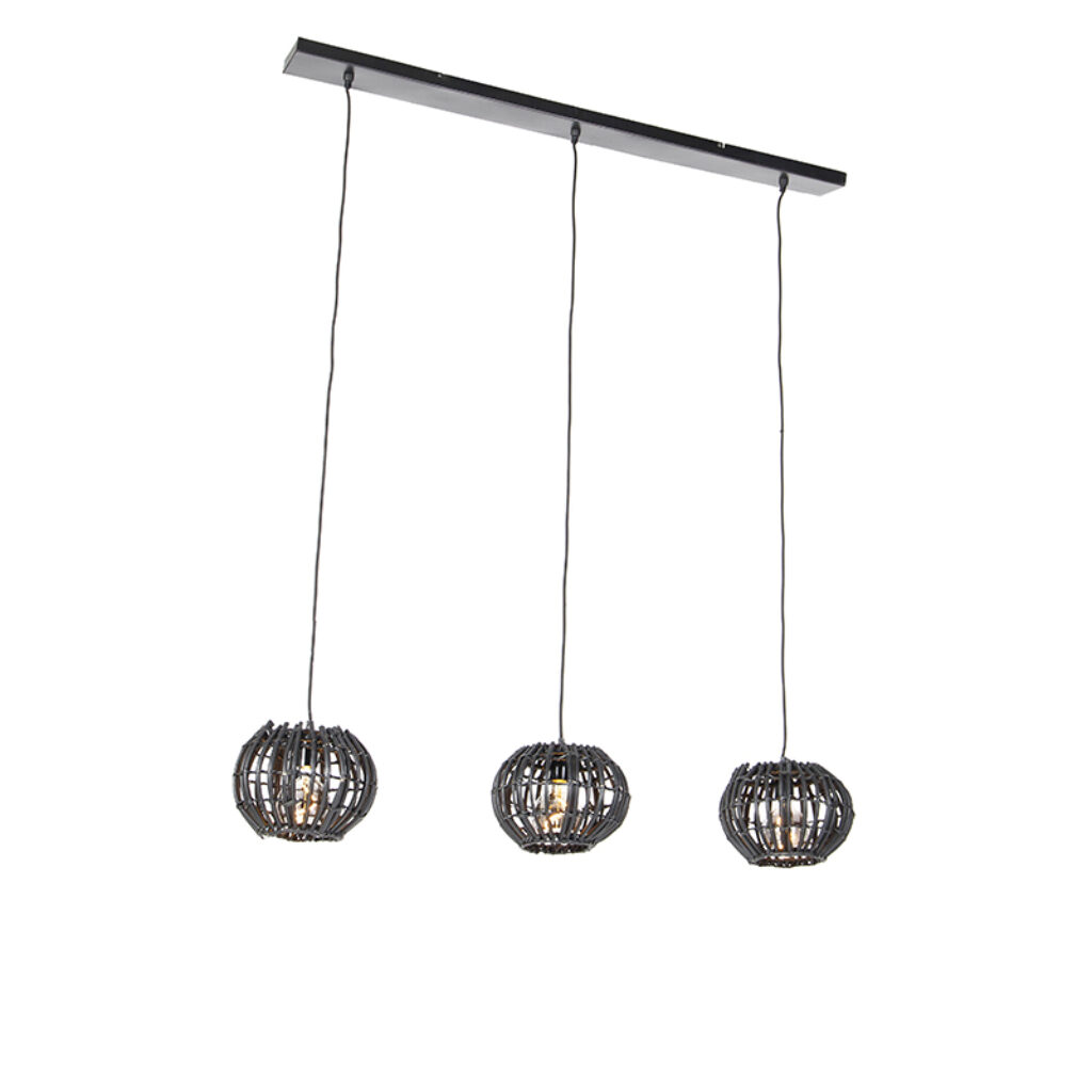 hanglampen Landelijke hanglamp zwart langwerpig Canna BamboeStaal Zwart Een landelijke lamp met een stoer tintje vooral dankzij de zwarte kleur. Met 3