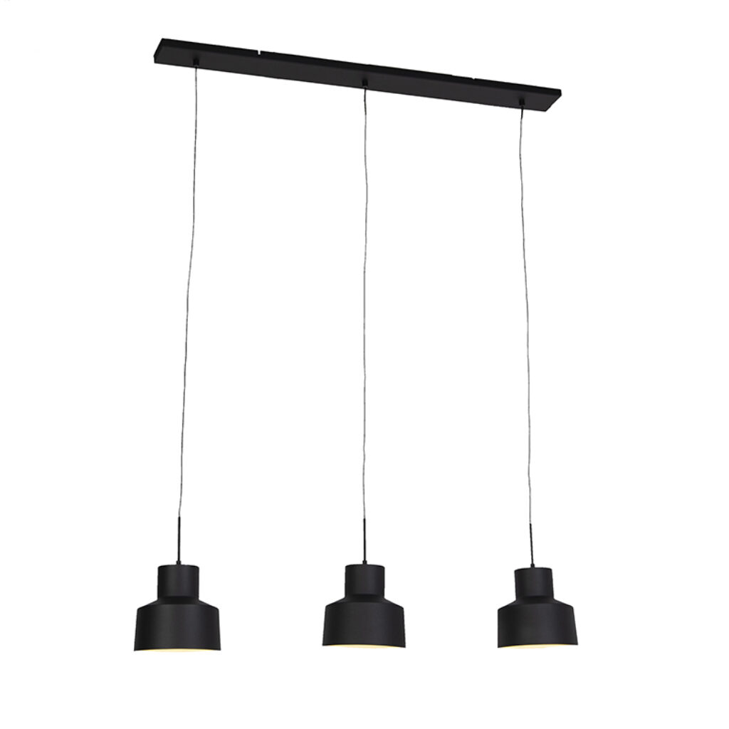 hanglampen Retro hanglamp zwart Chappie Staal Zwart Dat een retro lamp ook echt sfeervol kan zijn bewijst deze stoere Chappie. De is mooi afgewerkt in zwarte