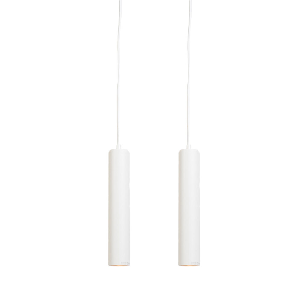 hanglampen Set van 2 design wit Tuba small Metaal Wit Deze hanglamp heeft een minimalistisch en strak in cilinder vorm. De uitstraling past helemaal de huidige