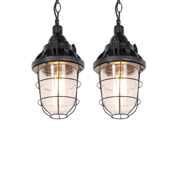 hanglampen Set van 2 zwart Cabin GlasStaalSteen Beton Zwart Deze hanglamp heeft iets weg een ouderwetse scheepslamp maar dan in nieuw De vintage en stoere