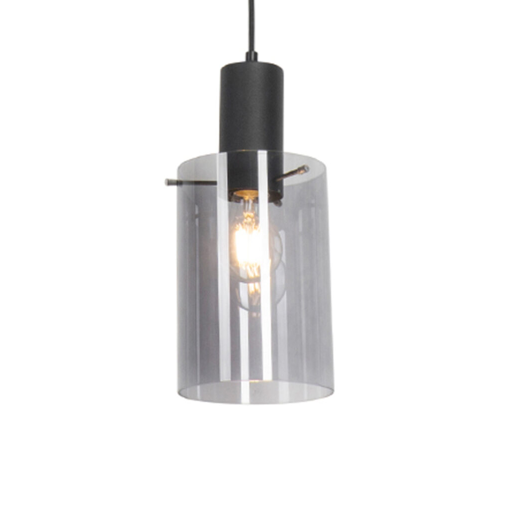 hanglampen Vintage hanglamp zwart met smoke glas Vidra GlasStaal Zwart Op zoek naar een item wat je woning net stoerder Ga dan voor de glas. De lamp is
