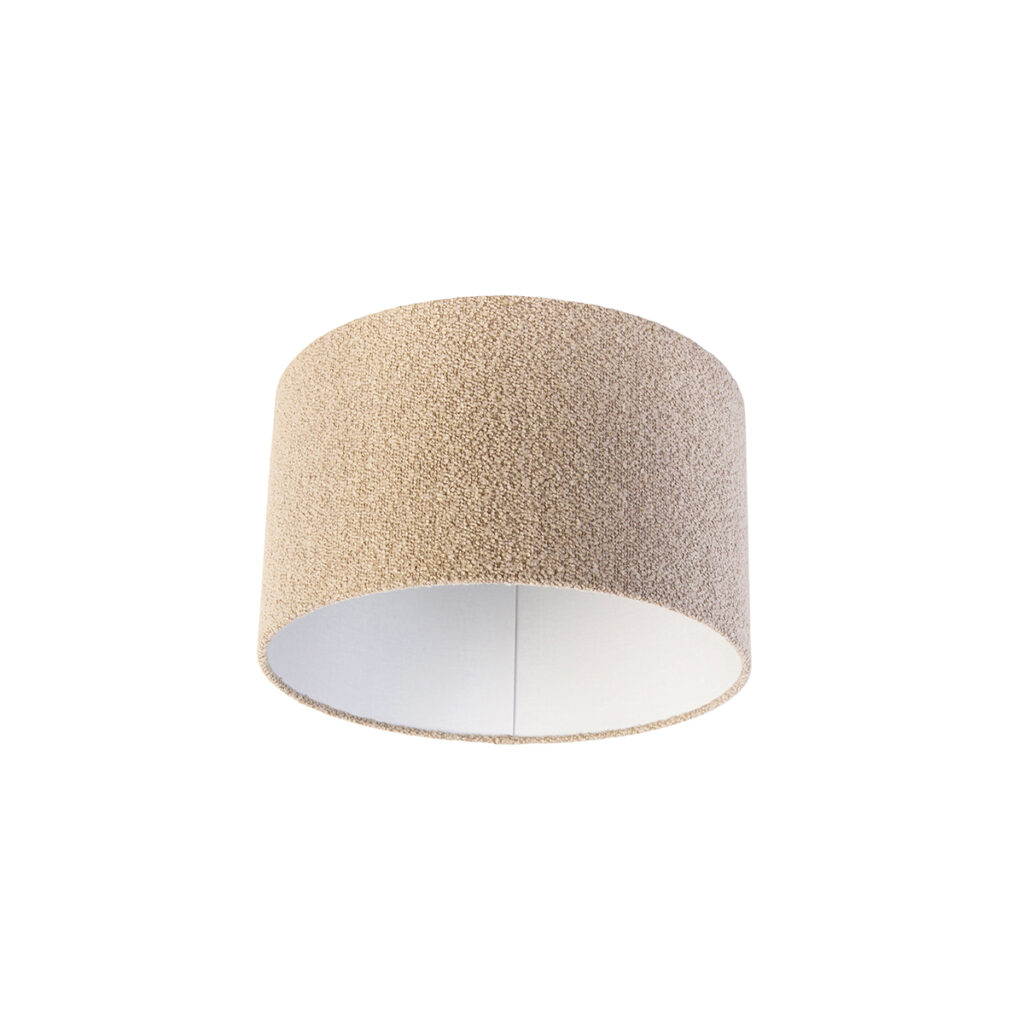 lampenkappen Boucle lampenkap taupe Stof Beige Kan jouw interieur wel een neutrale twist Ga dan voor deze lampenkap. Hij is gemaakt van boucle stof. Daardoor