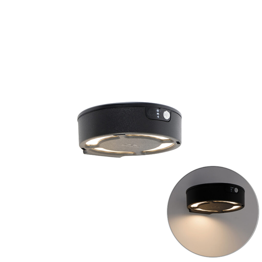 solarlampen Buiten wandlamp zwart IP55 incl. LED met solar Fortunato Kunststof Zwart is een moderne en strakke buitenlamp fijne verlichting. Hij ook nog eens