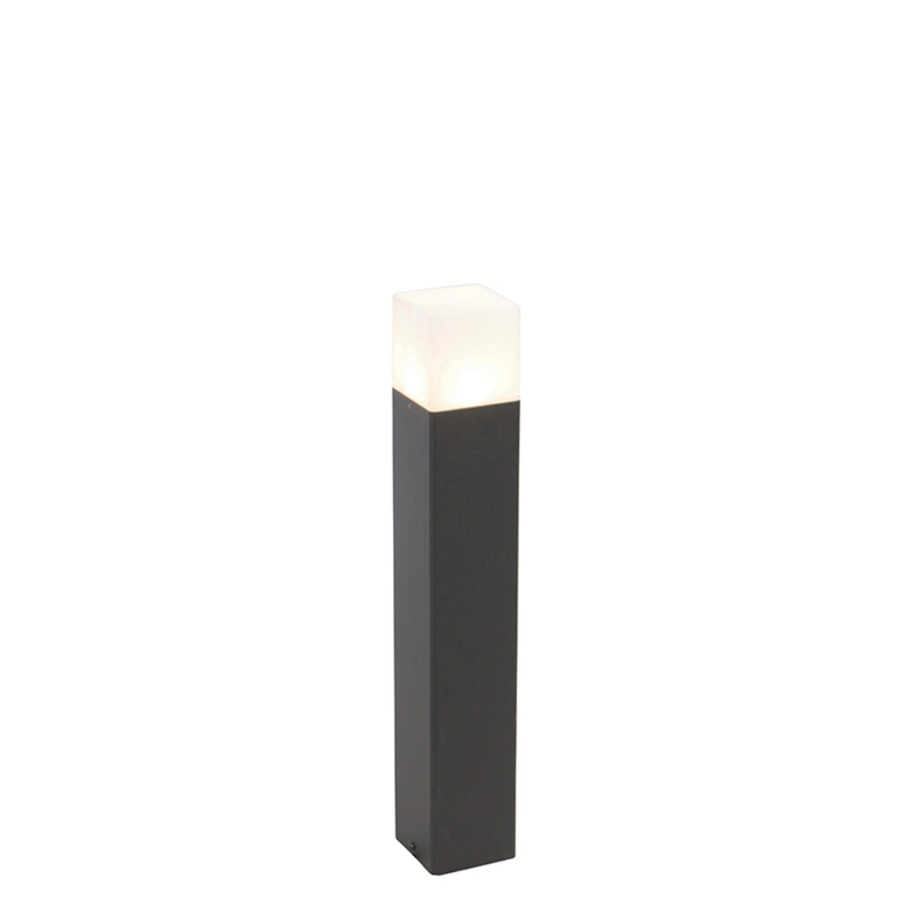 staande buitenlampen Staande buitenlamp zwart met opaal witte kap 50 cm Denmark AluminiumKunststof Wit De meest tijdloze Deze maakt jouw tuin helemaal compleet