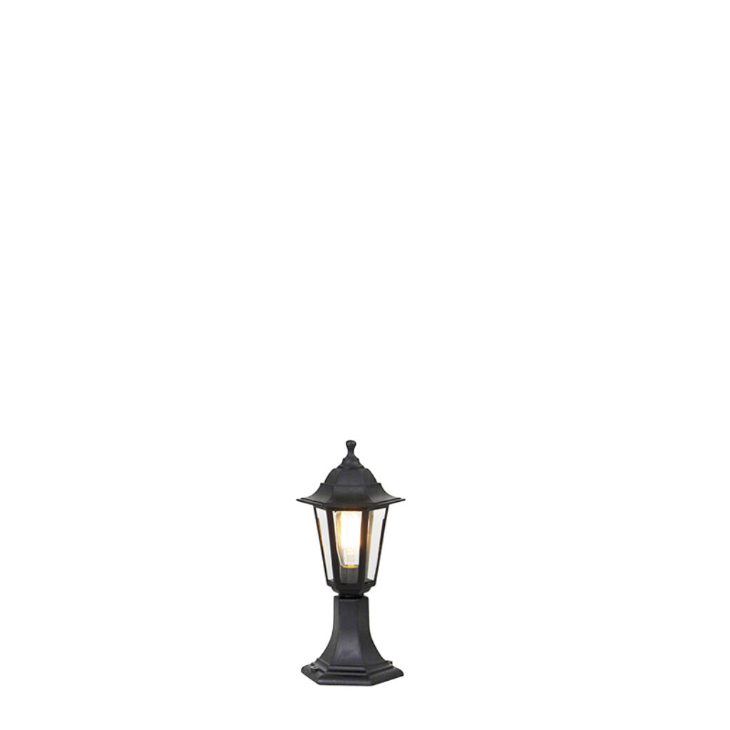 staande buitenlampen Klassieke buiten vloerlamp zwart 422 cm IP44 New Haven GlasKunststof Zwart Met je een romantische sfeer in de tuin. Hij is afgewerkt