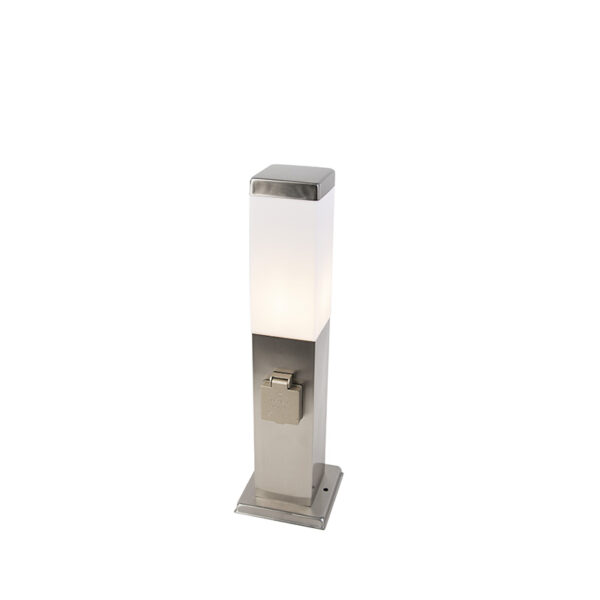 staande buitenlampen Moderne buitenlamp 45 cm staal met stopcontact IP44 Malios KunststofRoestvrij Staal Een die volledig thuishoort in een moderne omgeving.