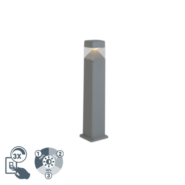 staande buitenlampen Moderne buitenpaal grijs 80 cm incl. LED IP55 Ester Kunststof Grijs Als je op zoek bent naar een mooie moderne tuinpaal om jouw oprit