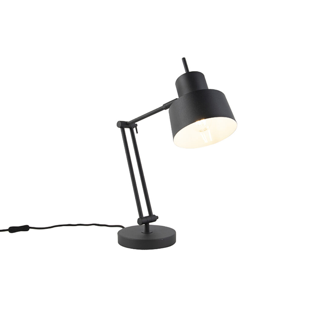 tafellampen Retro tafellamp zwart Chappie Staal Zwart Dat een retro ook heel sfeervol kan zijn bewijst deze stoere Chappie. Hij is mooi afgewerkt in zwarte