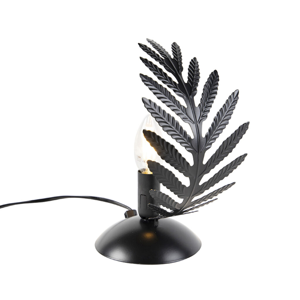 tafellampen Vintage tafellamp small zwart Botanica Staal Zwart is een lamp met Door het bijzondere design ontstaat er prachtig lichteffect in jouw of woonkamer