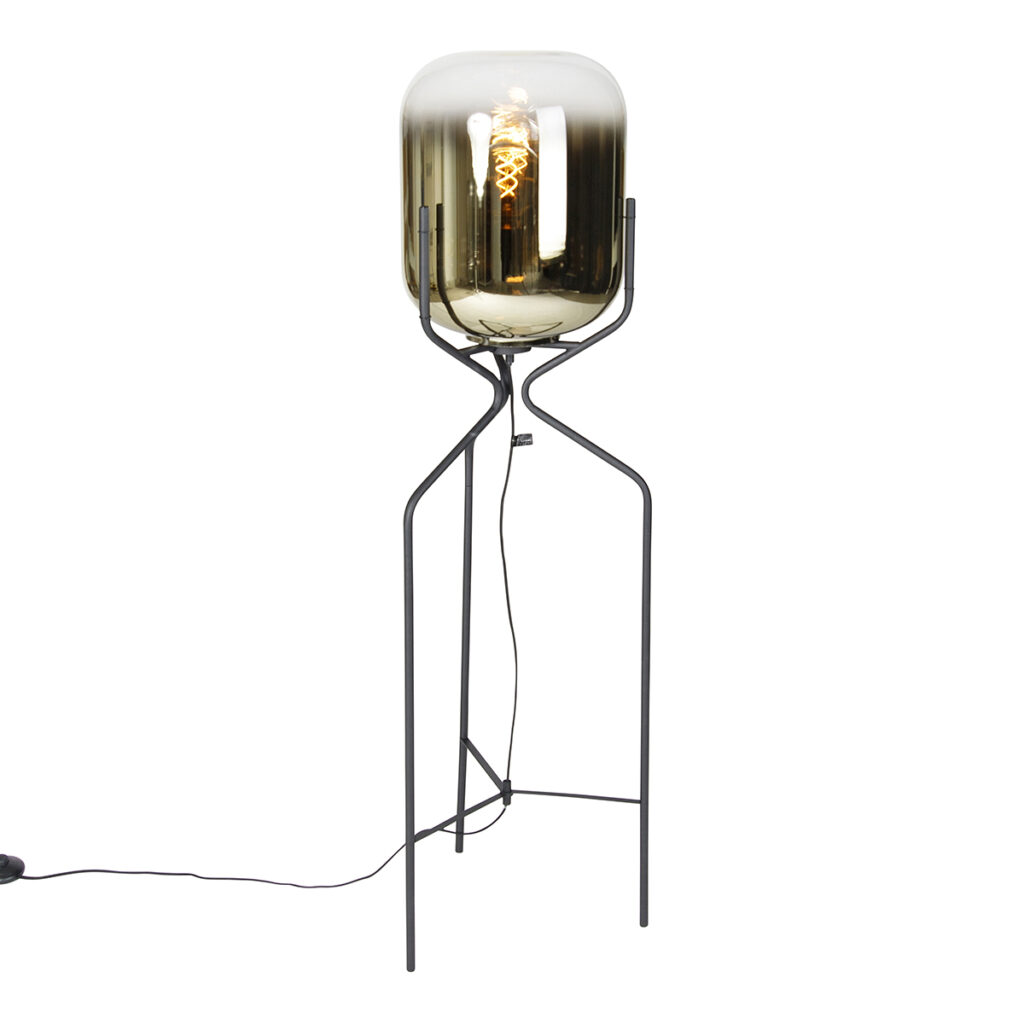 vloerlampen Design vloerlamp zwart met goud glas Bliss GlasStaal Onze is een ware blikvanger. Hij heet je graag welkom in de woonkamer slaapkamer of Mooi