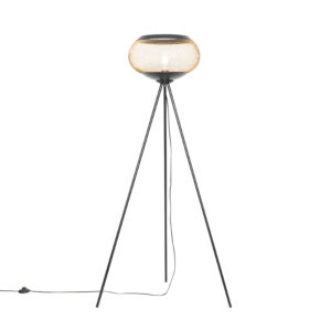 vloerlampen Moderne tripod vloerlamp zwart met goud Lucas Staal Zwart Tripod is een echte blikvanger voor in Door de kap open structuur krijg je prachtig