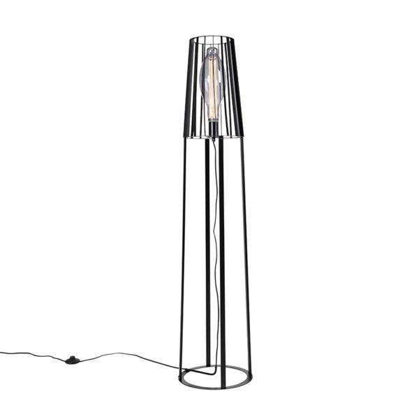 vloerlampen Moderne vloerlamp zwart Wieza Staal Zwart Steel de show met deze moderne De is echt een gave lamp waar je niet omheen kunt. Door het matzwarte