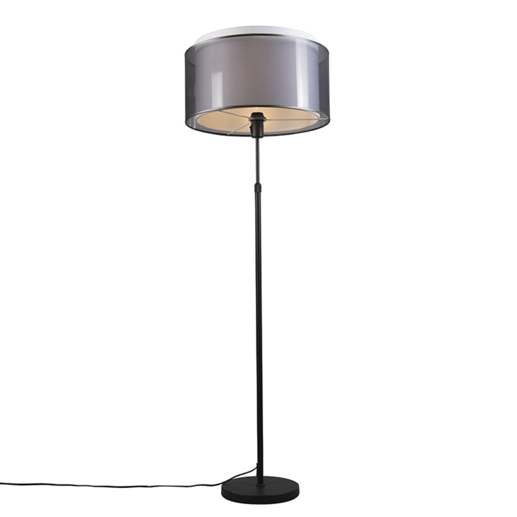 vloerlampen Vloerlamp zwart met kap 47 cm verstelbaar Parte KunststofMetaal Zwart Een moderne vloerlamp afgewerkt in metaal. Voorzien van een elegante en zwarte