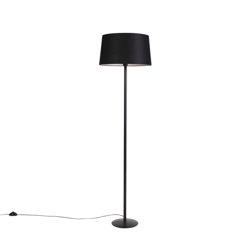 vloerlampen Zwarte vloerlamp met linnen kap zwart 45 cm Simplo LinnenStaal Zwart Een moderne afgewerkt in metaal. De zwarte lampenkap geeft een strakke look aan