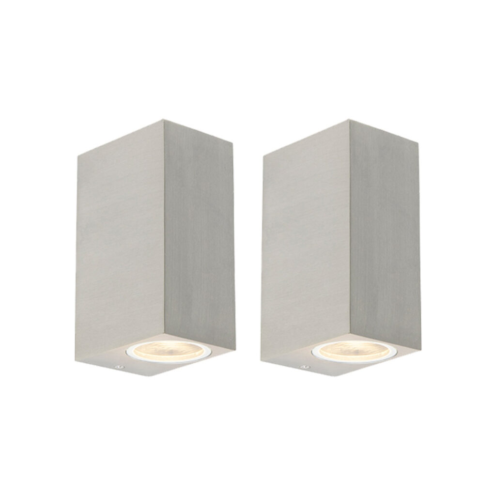 wandlampen buiten Set van 2 moderne aluminium IP44 Baleno Aluminium Staal De II is een echte eyecatcher voor in en om je huis. Hij geeft fraai strijklicht langs