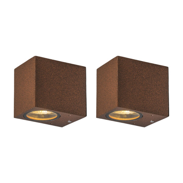 wandlampen buiten Set van 2 roestbruin IP44 Baleno Aluminium Roestbruin De I is een echte eyecatcher voor in en om je huis. Hij geeft fraai strijklicht langs de