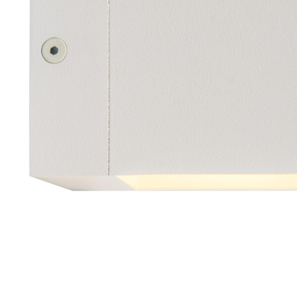 wandlampen Moderne wandlamp wit Transfer Aluminium Wit Deze is een minimalistische afgewerkt in aluminium. Het echte tijdloze lamp perfect jouw modern interieur