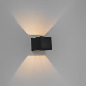 wandlampen Set van 3 moderne zwart Transfer Deze is een minimalistische wandlamp afgewerkt in mooi aluminium. Het echte tijdloze lamp perfect jouw modern