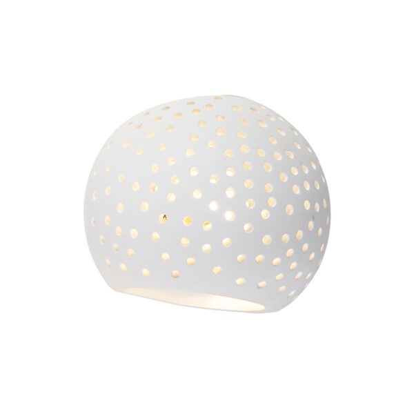 wandlampen Vintage bolvormige wandlamp wit gips Blur Gips keramiek Wit Deze prachtige heeft een strak design. Een simpele witte met gaatjes wat hem net anders
