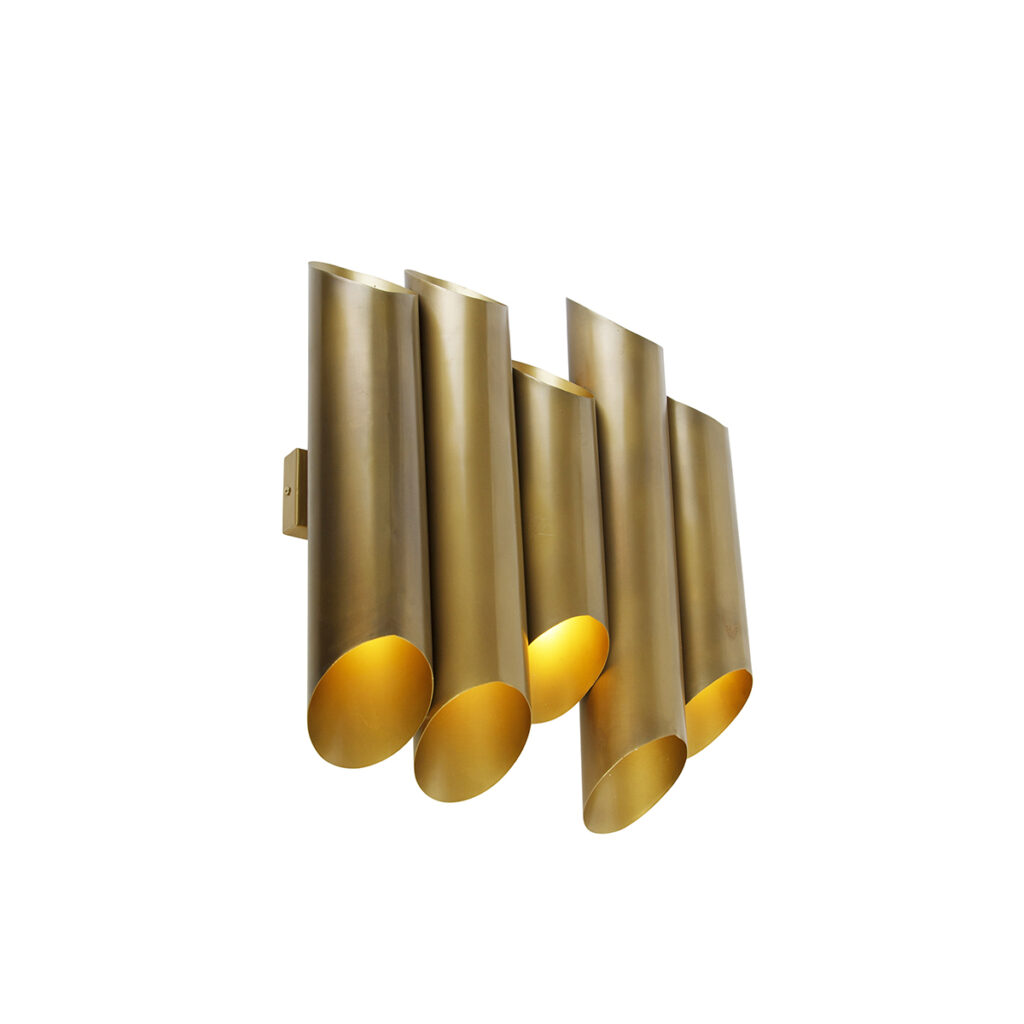 wandlampen wandlamp messing Whistle Staal Een lamp hoeft niet veel ruimte in te nemen om net die ene speciale toevoeging aan je interieur geven. Deze is gemaakt