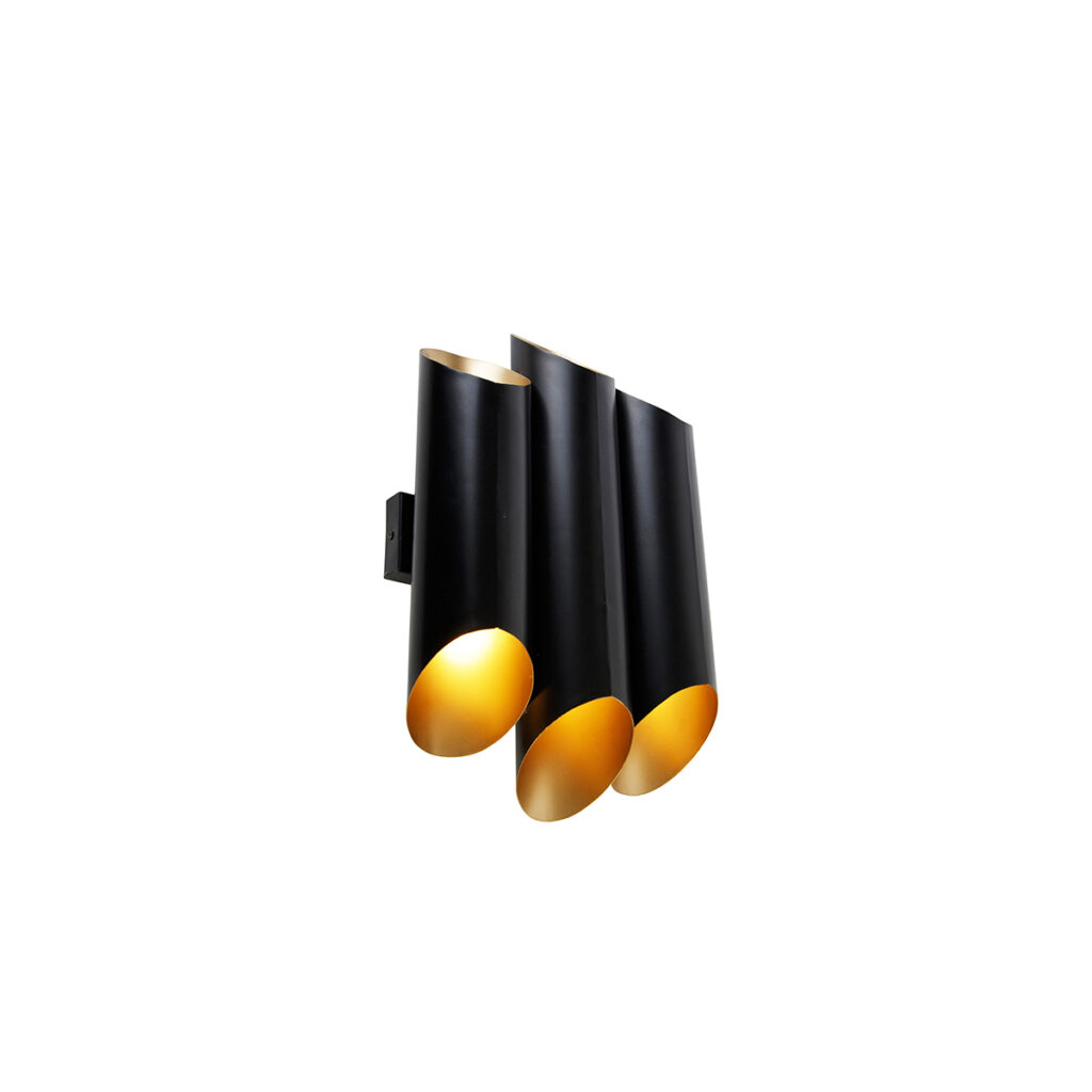 wandlampen Wandlamp zwart met gouden binnenkant Whistle Staal Zwart Een lamp hoeft niet veel ruimte in te nemen om net die ene speciale toevoeging aan je