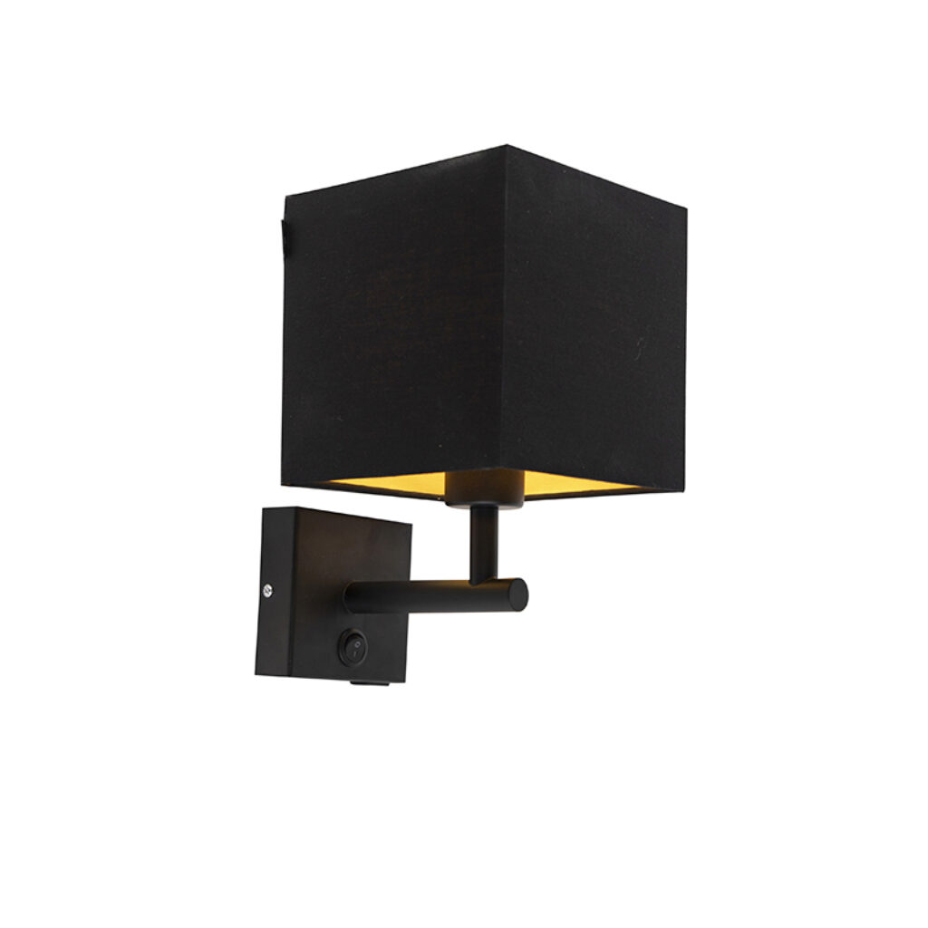 wandlampen Wandlamp zwart met USB en vierkante zwarte kap Combi 1 StaalStof Zwart Onze wandlamp is nu uitgebreid een handig om je telefoon op te Deze perfect